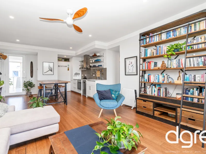 Easy breezy beachside living - furnished