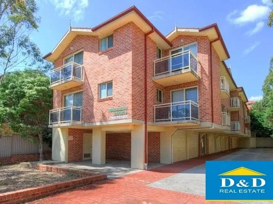 Beautifully Presented 2 Bedroom Unit. Fantastic Location. 2 Toilets. 2 Balconies. Lock Up Garage. Walk to Station & Shops.