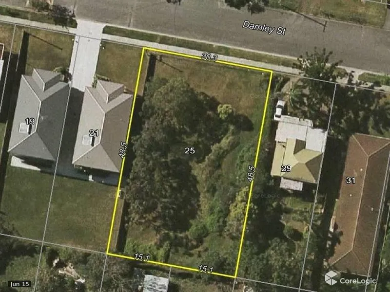 MASSIVE VACANT LAND, EXCELLENT DEVELOPMENT OPPORTUNITY