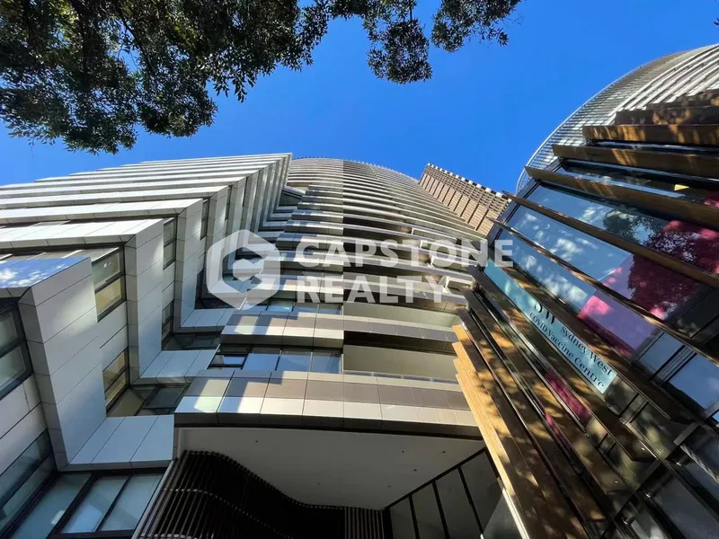 The gorgeous 2 beds apartment offering a luxury life style