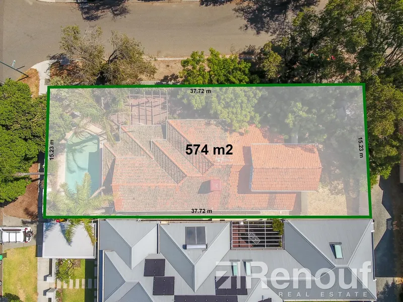 PRELIMINARY NOTICE: Basic 4 Bed Home on a 574 sqm Corner Block with R.O.W set in a quiet Cul-de-sac walking distance to the Beach!