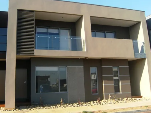 For health and safety please contact catie@sweeneyea.com.au for private inspections.