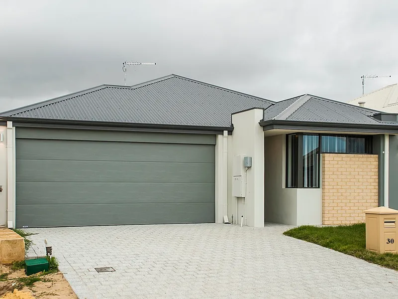 Lovely Home in a Great Hocking Location