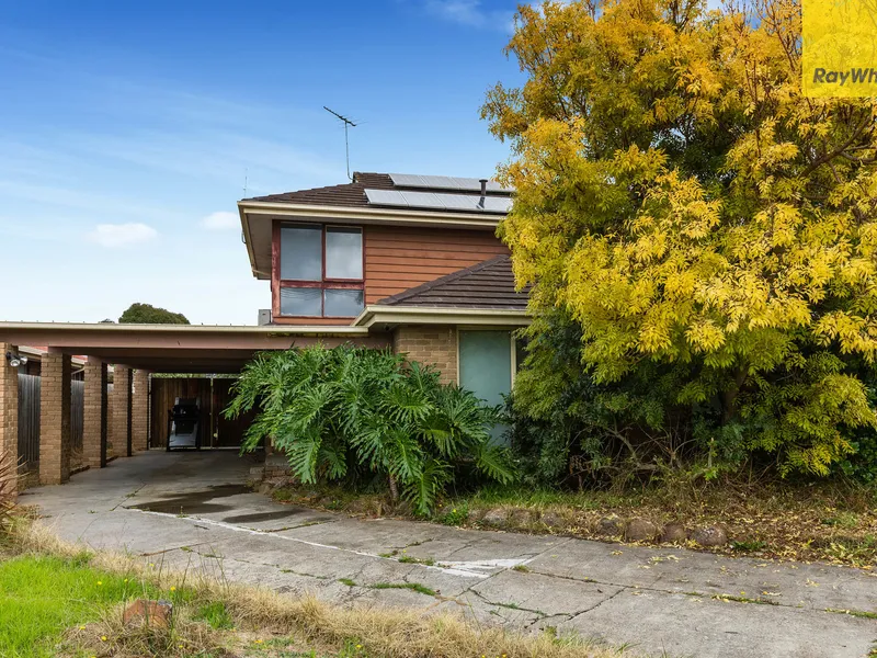 RENOVATED WITH STYLE AND MODERN LIVING IN MIND