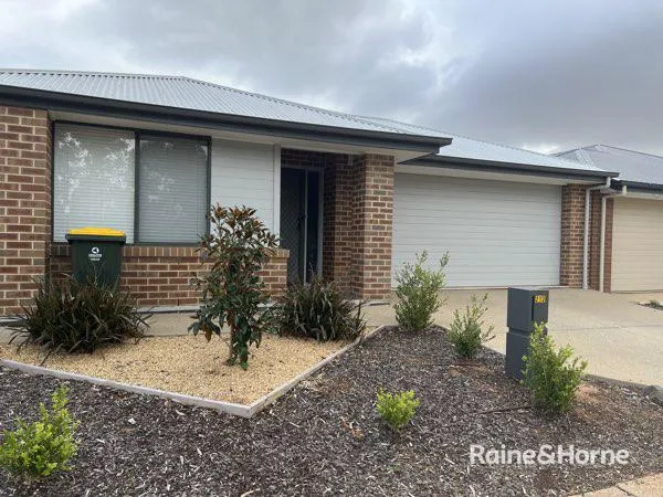 4 Bedroom Home In Munno Para West!