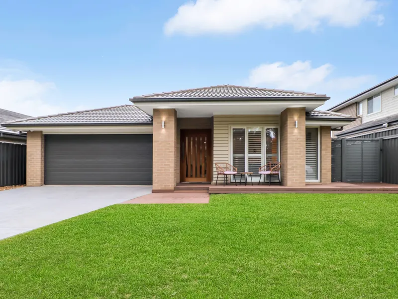 Modern and stylish Property!