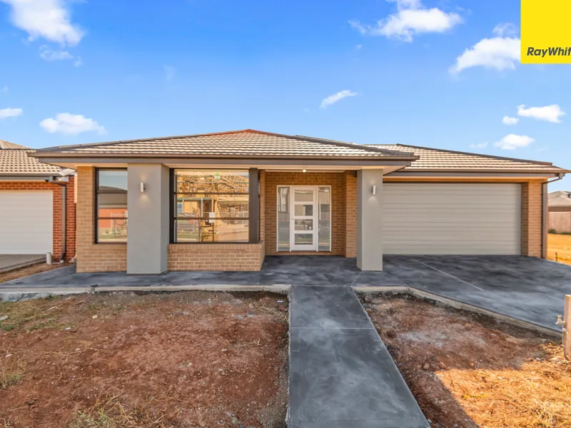 BRAND NEW 4 BEDROOM HOUSE - THORNHILL PARK ESTATE