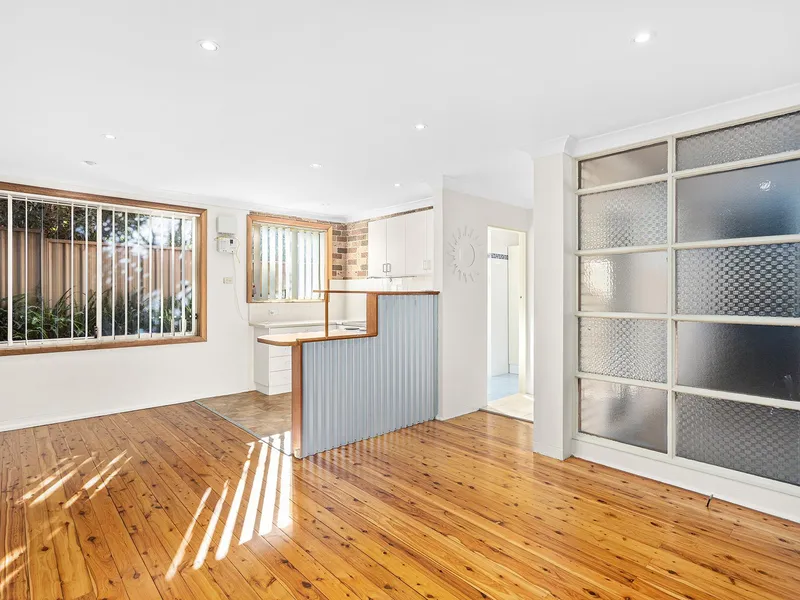 2/44 Bridge Street, Coniston