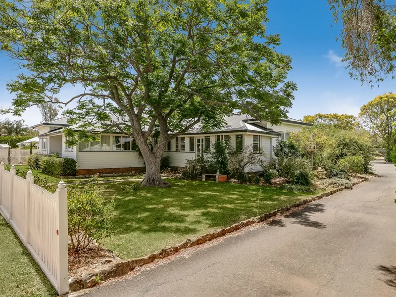 Classic, 2 Lots, Money Machine, $530 per week