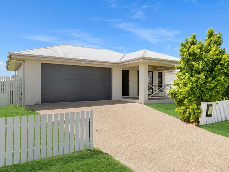 Family Home Located In Shaw!