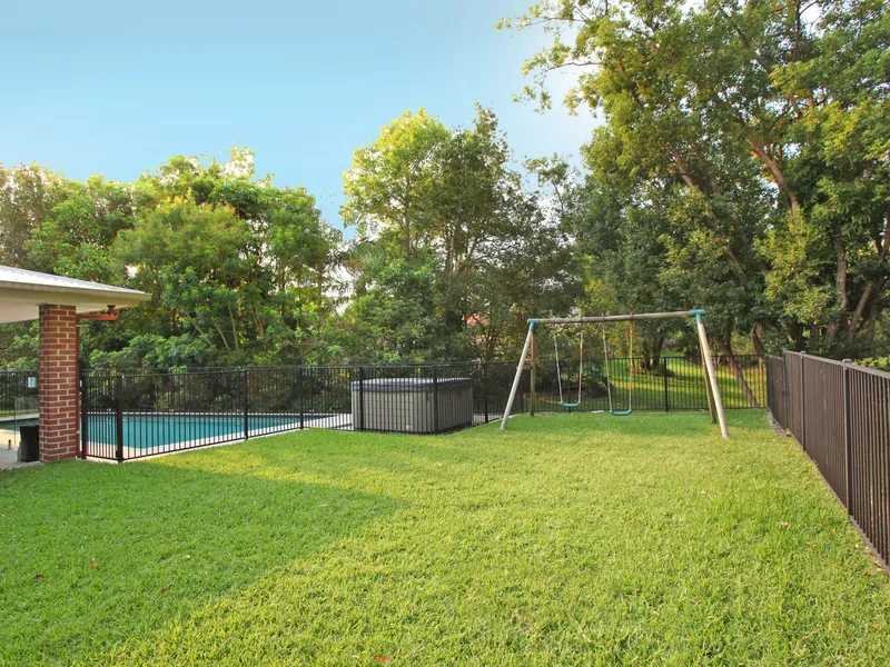 Furnished, Contemporary , Parkland Plus