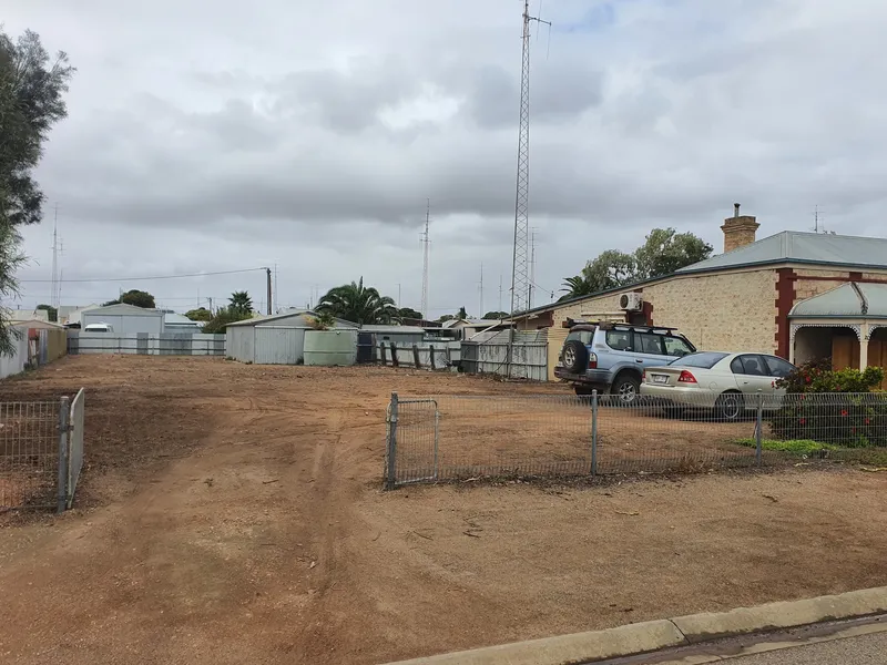 CHOICE OF 2 ALLOTMENTS