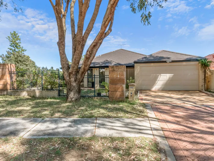 ENTERTAINERS DELIGHT IN SETTLERS HILLS