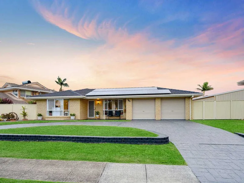 Large Family Home with Dual street Access_Open for Inspection on Wednesday 10/05/2023 4:00pm-4:30pm