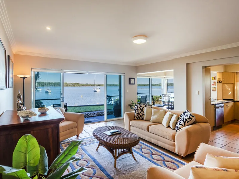Exclusive Waterfront Apartment