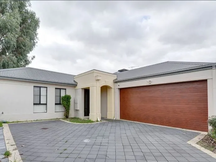 CENTRAL AND SPACIOUS HOME!