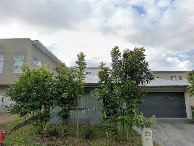Immaculate Four Bedroom Home in Genesis Estate - Pool, Gym, BBQs, Security - Coomera