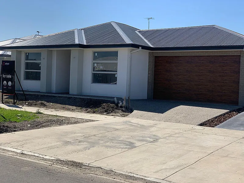 Brand New Quality Home !!
