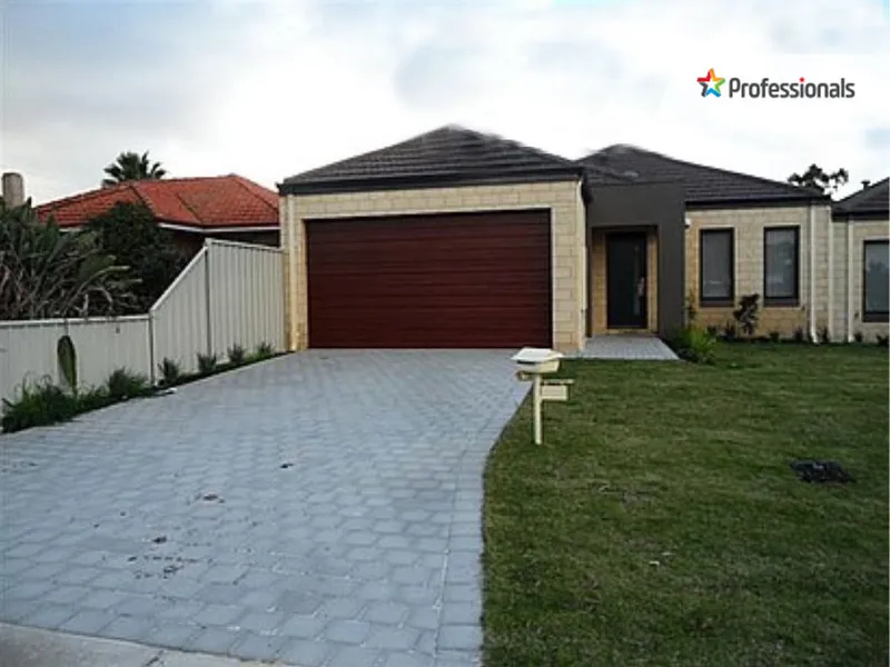 PRIVATE, PEACEFUL...PERFECT !! Rent includes electricity, gas, water and internet!!