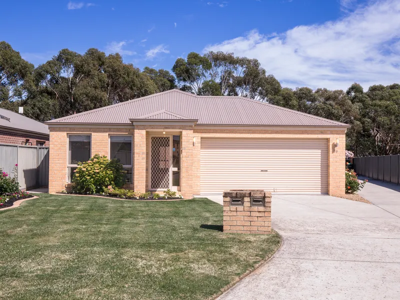 Sought after 3BR, Immaculate, street appeal & great location