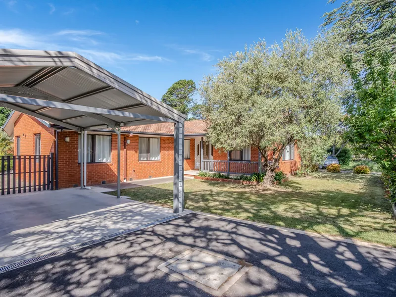 NARRABUNDAH FOUR BEDROOM HOME