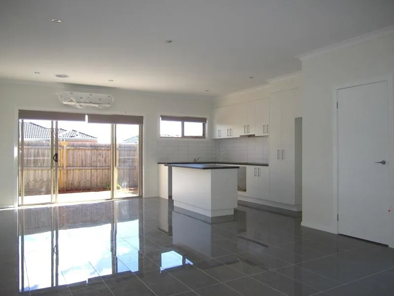 LOW MAINTENANCE LIFE STYLE