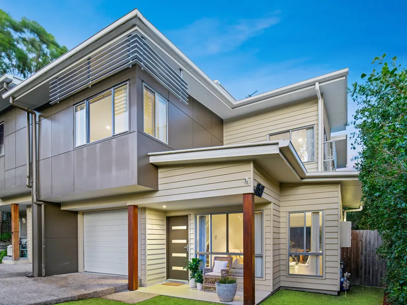 Modern Living In Chermside West!