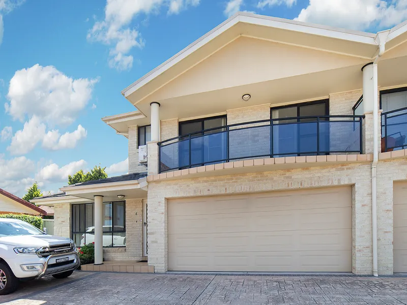 Oversized Townhouse with Ocean Views