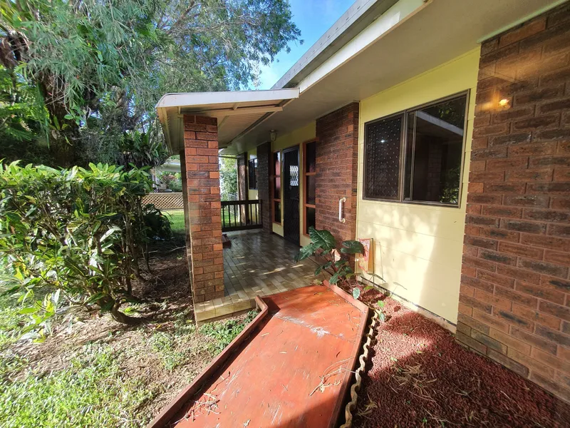 FABULOUS FIRST HOME, RETIRE OR INVEST IN A SOUGHT AFTER AREA CLOSE TO ALL FACILITIES