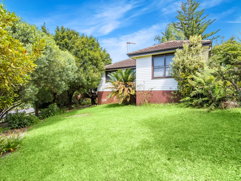 Long Held Family Home Offers a Convenient Lifestyle and Scope to Add Value