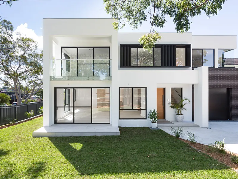 LUXURY AND SUBSTANTIAL STYLE