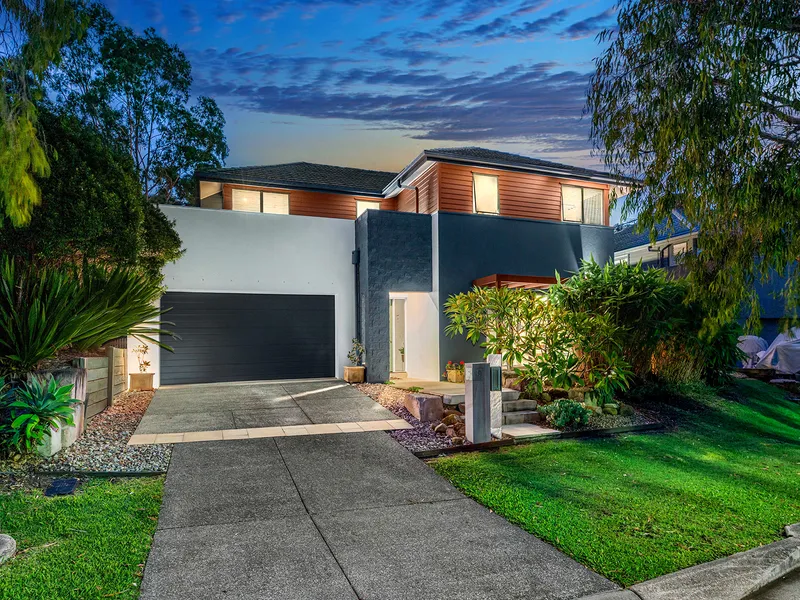 Tranquil Cul-De-Sac Location In The Highly Desired Mossvale Estate