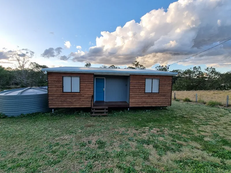 Country Cabin in Cooyar perfect for a weekend getaway!