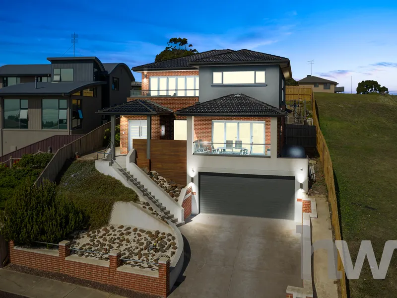 Custom Build with Unparalleled Sweeping Bay Views