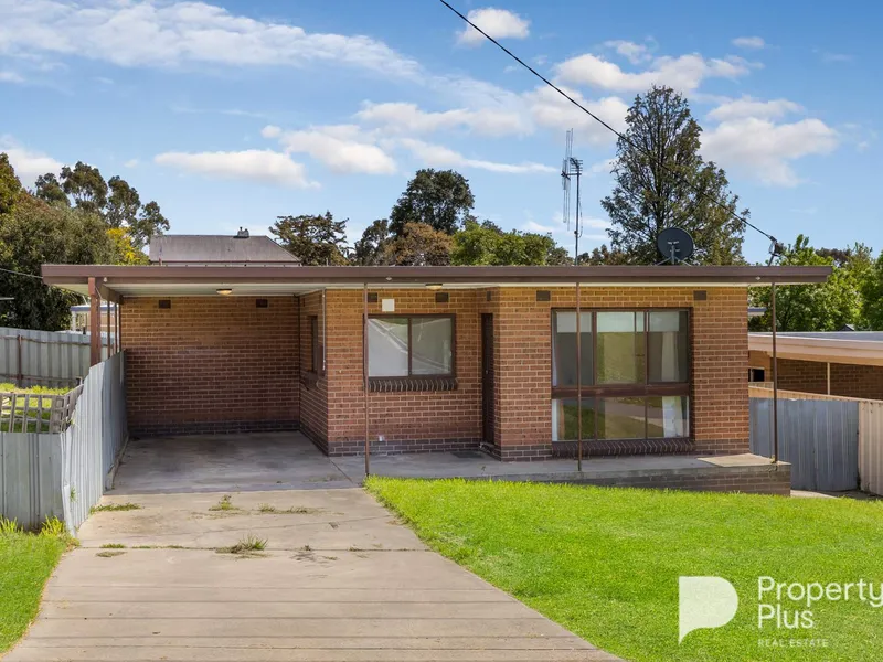 Brick Unit on Own Title Only 2km from CBD