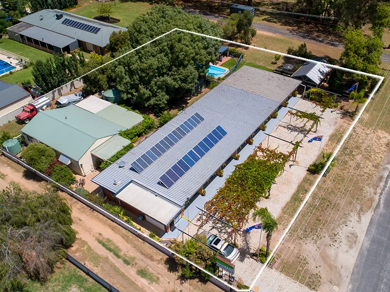 MOVE YOUR LIFESTYLE TO WHERE THE SUN DOES SHINE! AFFORDABLE BUSINESS/LIFESTYLE OPPORTUNITY.