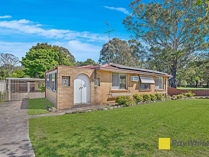 Renovated Family Residence - Close to everything