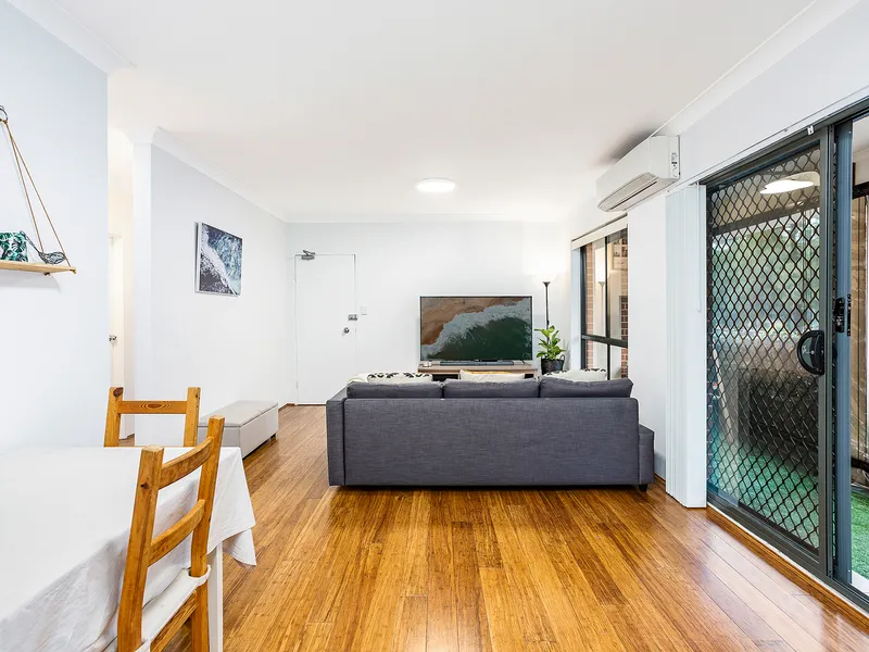 CENTRALLY LOCATED TWO BEDROOM APARTMENT