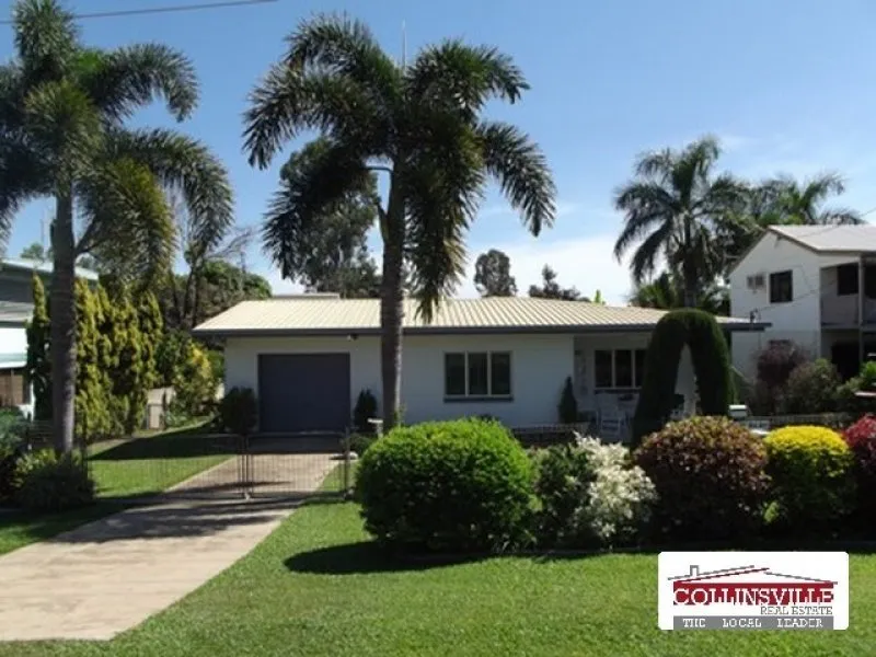 4 Bedroom & 2 Bathroom Lovely Home - Can't Help But Stare!