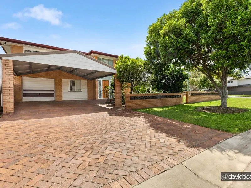 Large Stunning Brick Home!