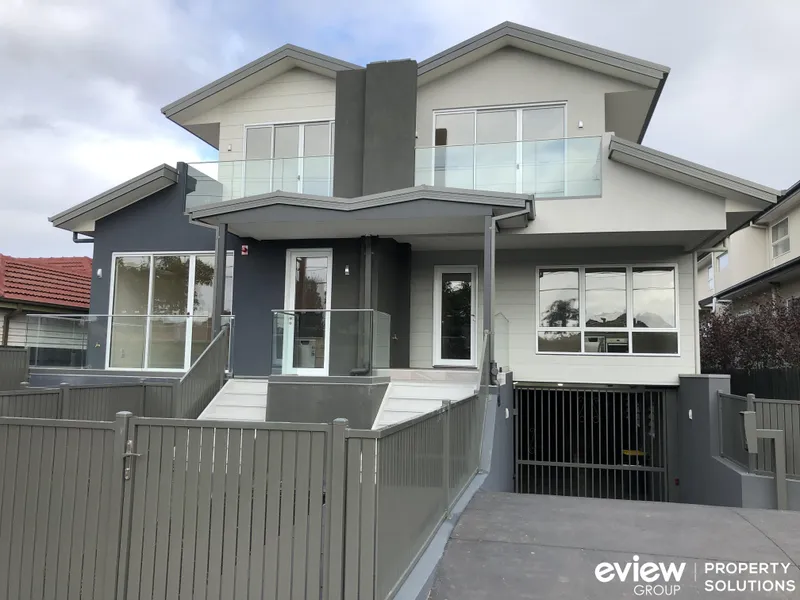UNDER CONTRACT! 