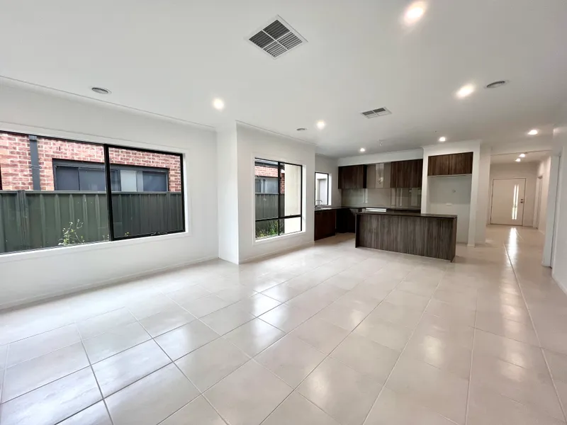 Brand New CARLISLE Home in GRANDVIEW TRUGANINA!