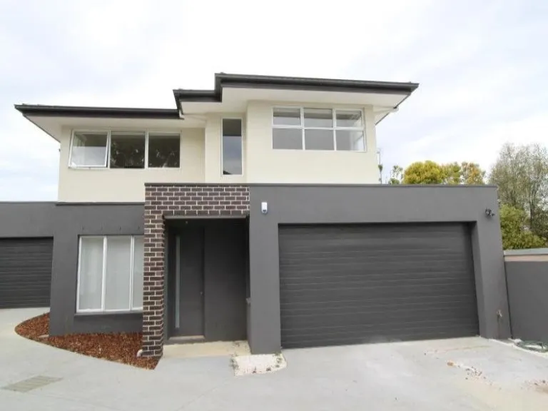 Family-Friendly Haven: 4 Bed, 2 Bath Home with Garage in Prime Location!