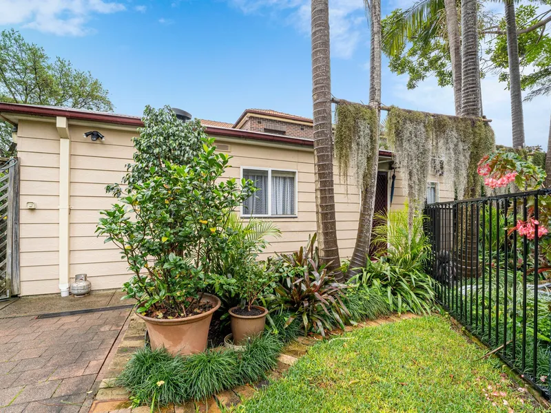 Stylish and Fully Furnished Granny Flat