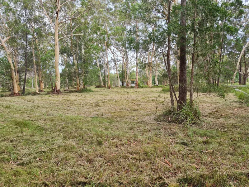 Rare, level 2.5 acre block ready for your dream home