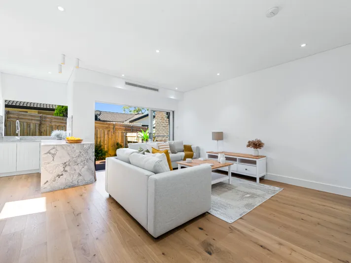 161sqm, Stunning Private Two Bedroom + Open Study Villa Home, North Facing Entertaining & Lawn