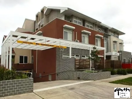 PACIFICA APARTMENTS...... What a superb location.