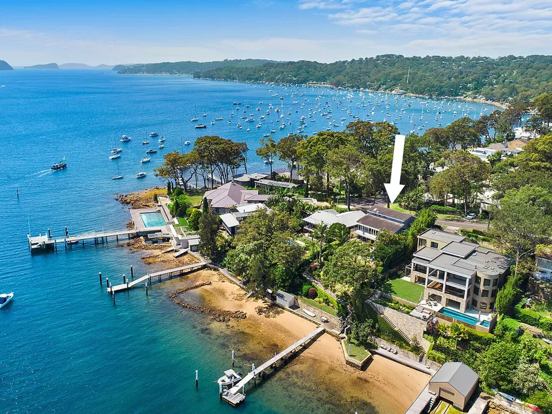 World class setting, sensational views plus jetty and mooring