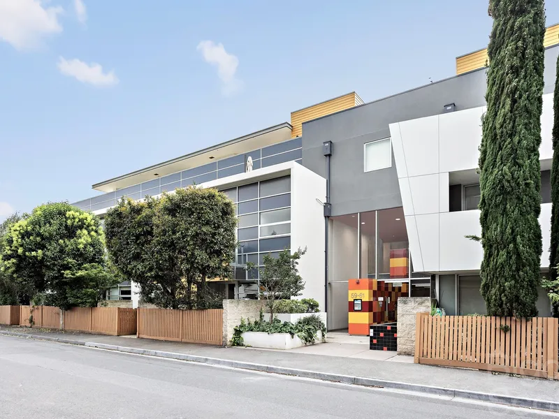 SUN-FILLED AND SPACIOUS IN PRIZED RIVERSIDE POCKET