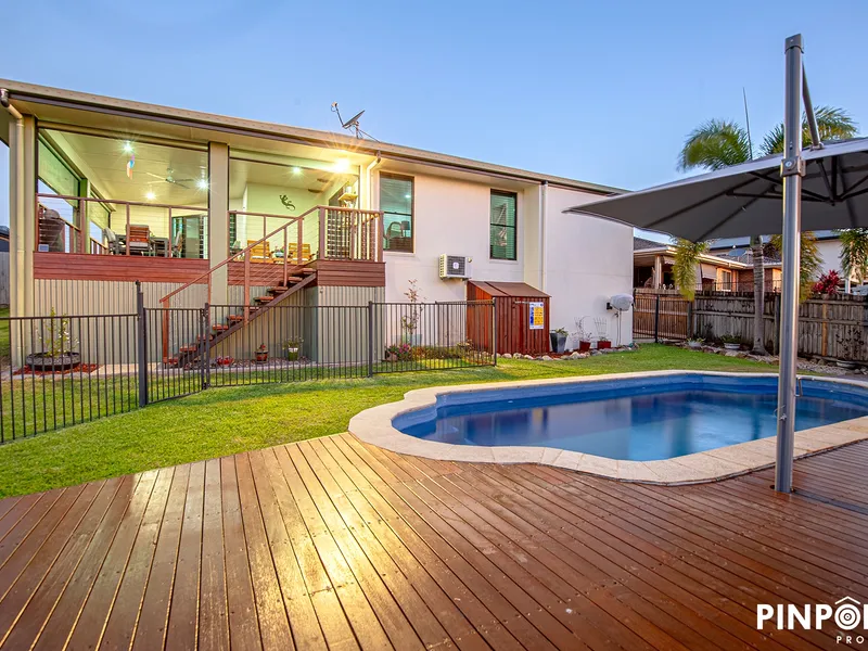 Space For All Year Round At This Breezy Entertainer!